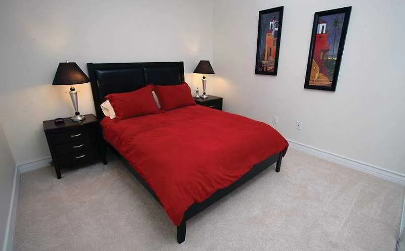The Meridian Luxury Suites Las Vegas Hotel